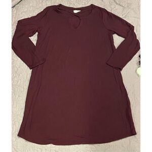 Maurices Large Burgundy Tunic Long Sleeve Key Hole Front
